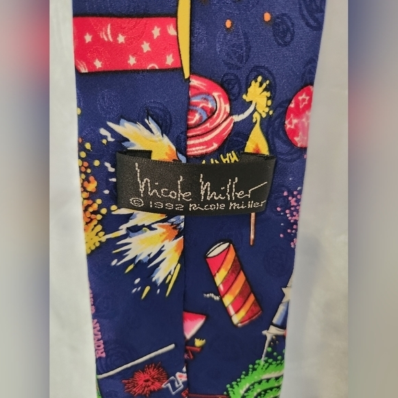 Vintage 1992 Nicole Miller Comic 100% Silk Necktie Collectible 90s‎ - Picture 4 of 5